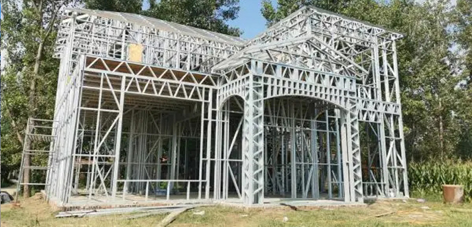 西甯彩鋼廠