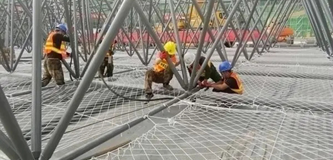 西甯彩鋼廠